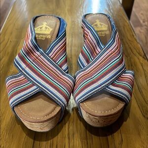 Crown Vintage Multicolor Wedge Sandals, size 6.5